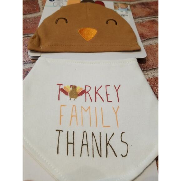 Halloween & Thanksgiving Baby 0-12mon 3 Piece Set Hat Bib Socks Lot of 2 - Picture 6 of 10